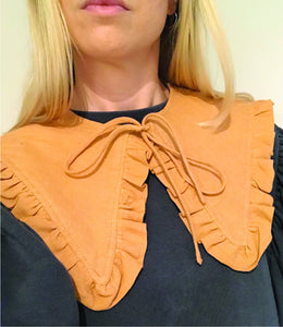 Detatchable Collar for Mummy | Light Copper | Breast Dressed